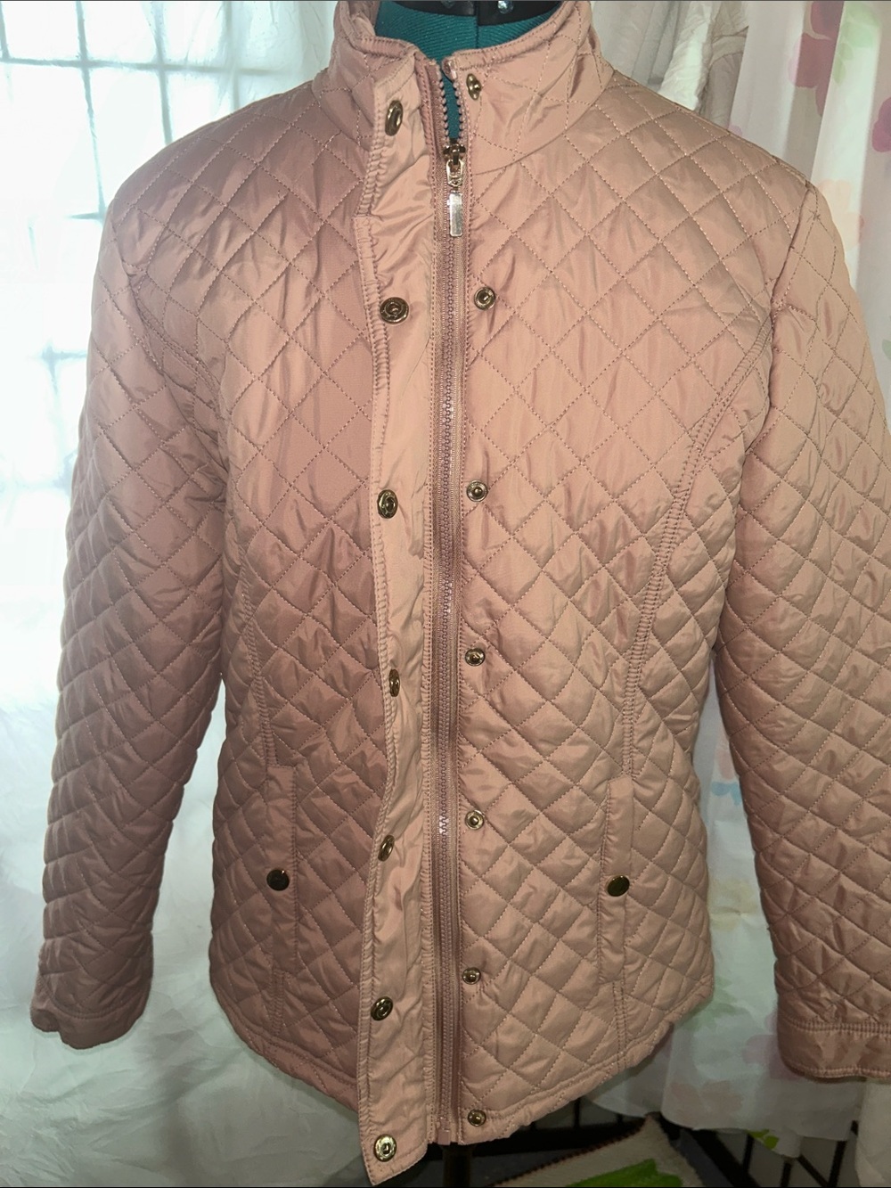 Jade and Ivory Women's Quilted Puffer Jacket in Mauve Pink size medium